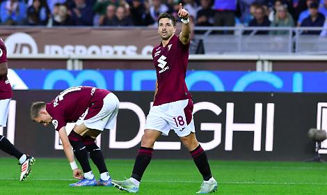 L'ex Simeone regala tre punti al Toro contro il Napoli