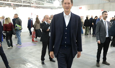 Artissima, all'apertura anche John Elkann (a caccia di investimenti?) LE FOTO