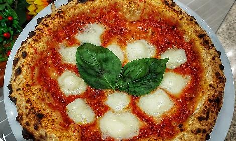 La pizza più buona del mondo? Nel 2025 trionfa Da Michele