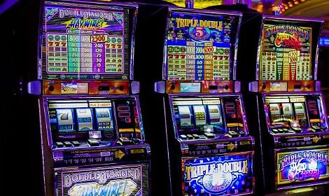 Verbania, bar multato 22mila euro per slot machine illegali