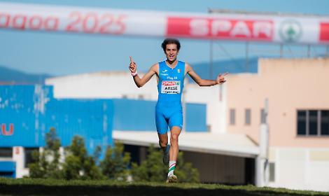 Terzo titolo nella staffetta mista agli Europei di Lagoa, Pietro Arese conduce l'Italia alla vittoria