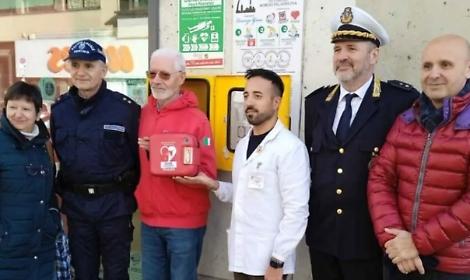 Borgo Filadelfia, torna il defibrillatore rubato alla farmacia Madonna delle Rose