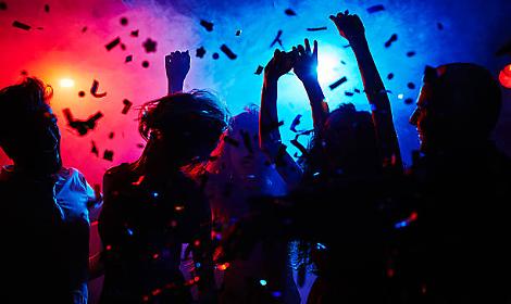 Carnevale di Ivrea, pi&ugrave; controlli: l&rsquo;&laquo;effetto Crans Montana&raquo; porta rigore anche nelle feste e nei locali