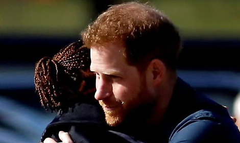 Harry a un passo dalle lacrime&laquo;Hanno reso la vita un inferno&raquo;