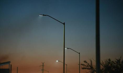 Buio senza fine a Chieri, l&rsquo;esasperazione dei cittadini e il sindaco Sicchiero