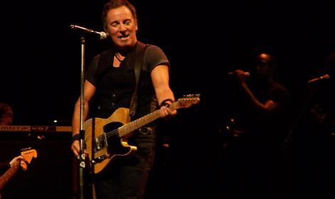 Bruce Springsteen e la nuova canzone contro l'ICE e Trump pubblicata dopo le uccisioni di Alex Pretti e Renee Good
