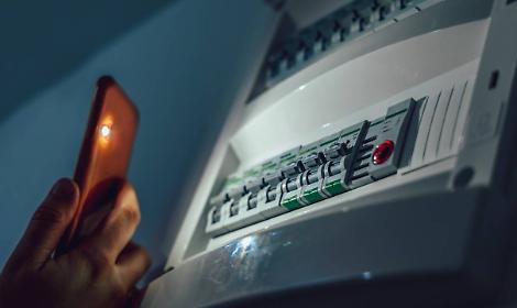 Sbalzi di tensione a Ivrea, Enel rompe il silenzio: risposte sui risarcimenti entro il 12 febbraio