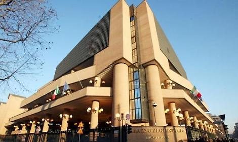 Falsa residenza per la cittadinanza: la Cassazione conferma la condanna per la funzionaria di Volpedo