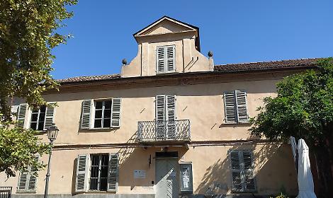 Cesare Pavese: la casa natale diventa bene pubblico e polo museale