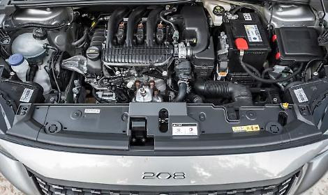 I motori francesi fanno flop, Stellantis si affida all&rsquo;Italia: i FireFly sostituiranno i PureTech