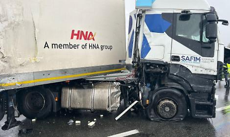 Incidente a Torino: tir intraversato e un ferito in ospedale
