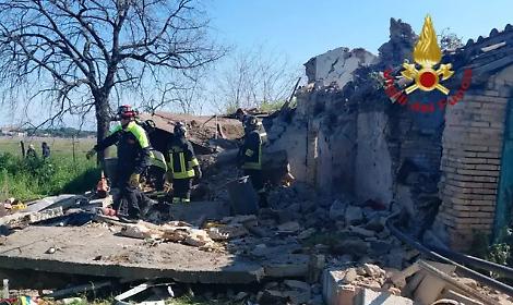 Saltano in aria mentre preparano un bomba per un attentato, morti due anarchici del "gruppo Cospito"