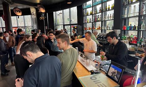 "Sotto cassa" con il cappuccino: il successo al One Torino