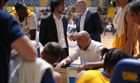 La Reale Mutua al Pala Gianni Asti contro Cento cerca il pass per i play-in