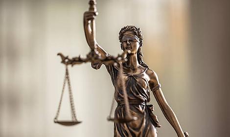 Testamento ribaltato e patrimonio sotto sequestro