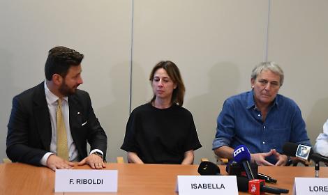 &laquo; Elsa pensava di trovarsi in un sogno&raquo;: le prime parole della 15enne al risveglio