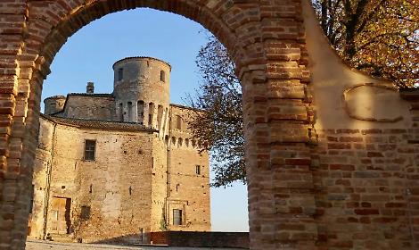 Castelli Aperti nel ponte del 1&deg; maggio: viaggio tra dimore storiche e panorami piemontesi