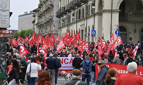 Primo Maggio in piazza: la diretta dei cortei tra lavoro, diritti e partecipazione