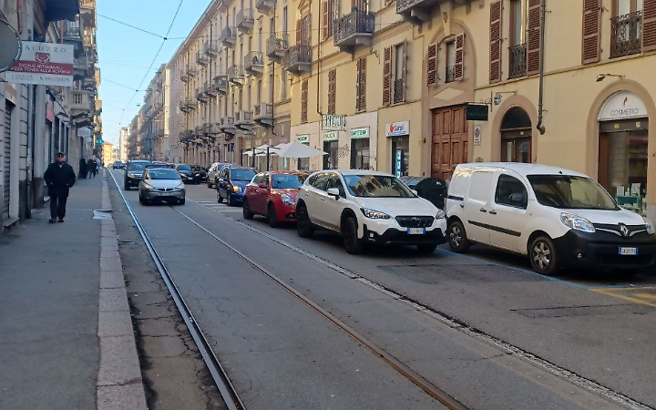 Torino viaggia 100 all'ora: oltre 800mila le sanzioni nel 2025