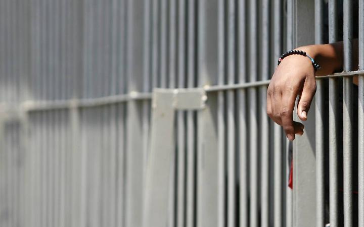Suicidio a Torino, le Vallette e un sistema penitenziario al collasso