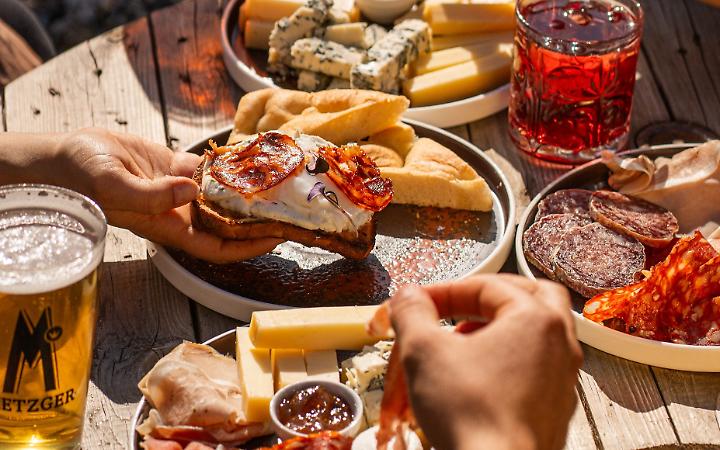 Primavera a Torino: un'esperienza di relax e musica nella Fabbrica di Birra Metzger