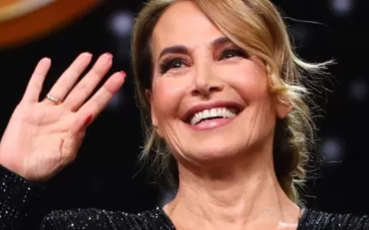 Barbara D&rsquo;Urso ricomincia da una docuserie? Tutti i segreti del documentario "Col Cuore"
