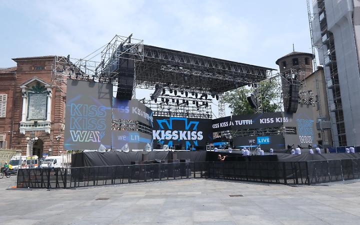 Piazza Castello blindata per il concerto di Radio Kiss Kiss: ecco chiusure e deviazioni