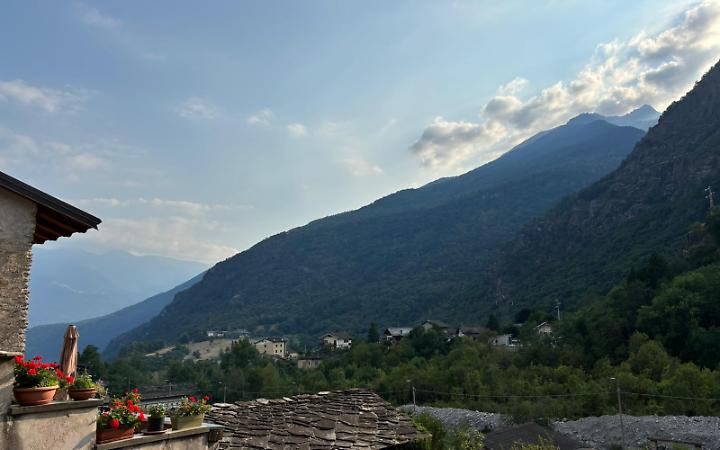 La montagna fa scientificamente bene alla salute: scopri come il tuo sangue cambia in alta quota