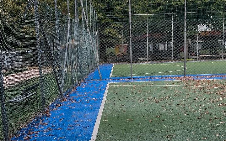 Campetti nuovi ma senza porte: il caso del Parco Ruffini