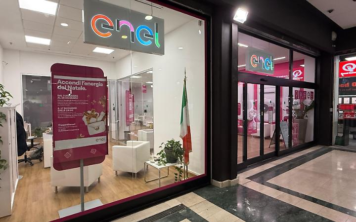 INTRATTENIMENTO, ATMOSFERA NATALIZIA E INCONTRI FORMATIVI ALLO STORE ENEL DI TORINO