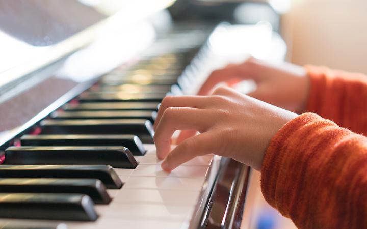 Tra pianeti e tastiera