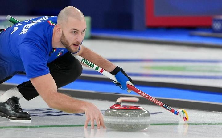 Curling: il segreto delle scarpe che fa la differenza sul ghiaccio