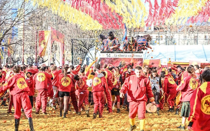 Carnevale di Ivrea, la vittoria va ai Diavoli. Il momento della proclamazione