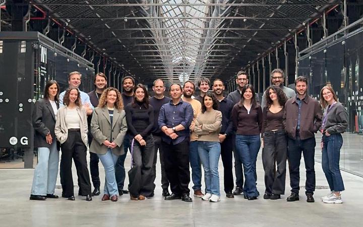 La rivoluzione della gestione dei rifiuti con l'IA: la startup torinese Nando raccoglie 3,3 milioni