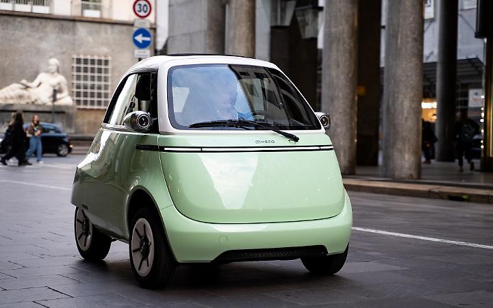 Microlino e il paradosso dei crediti verdi Ue: ecco cosa succede a Bruxelles