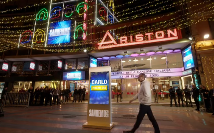 Sanremo 2026, ecco chi sar&agrave; il primo sul palco