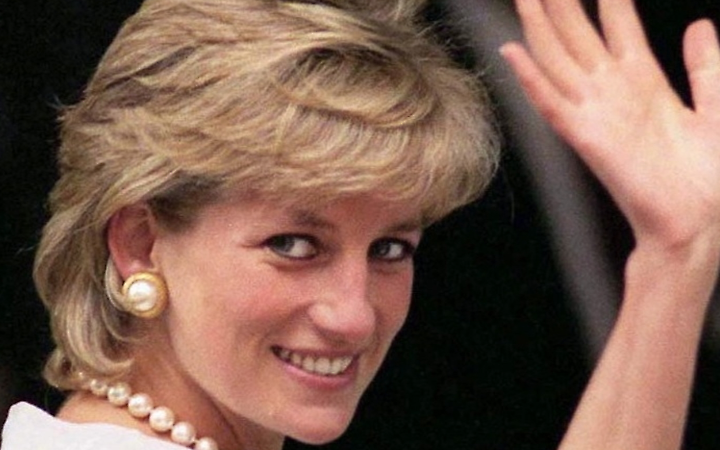 Il fantasma di Lady DianaOra tormenta anche Kate