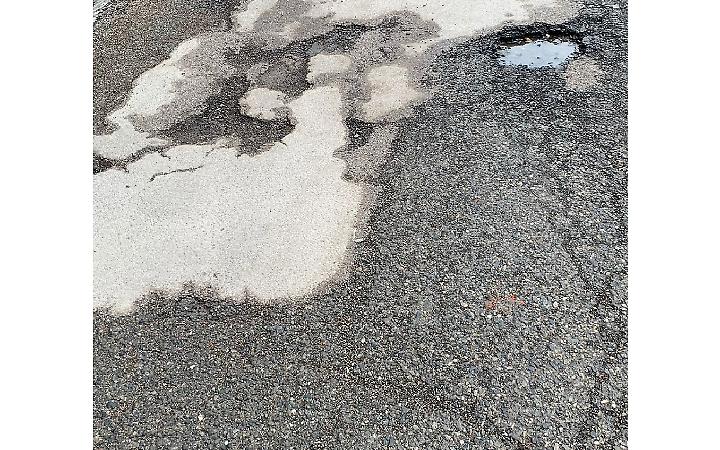 Torino, buche a Cavoretto