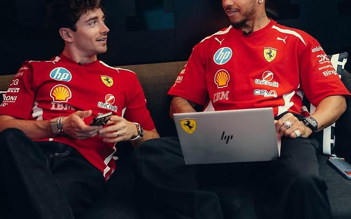 Leclerc e Hamilton a Melbourne