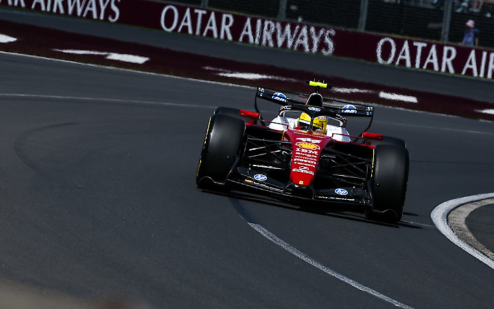 F1, i dubbi di Hamilton: "Mercedes? Qualcosa non mi torna..."