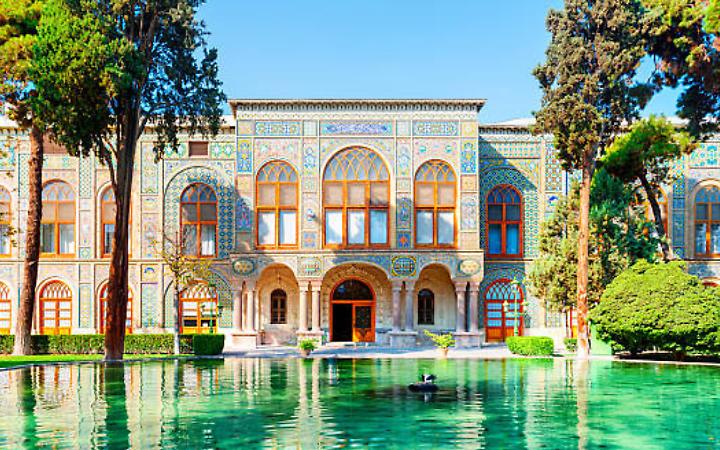 Iran, il patrimonio millenario sotto minaccia: bombe e tensioni mettono a rischio i tesori dell&rsquo;umanit&agrave;