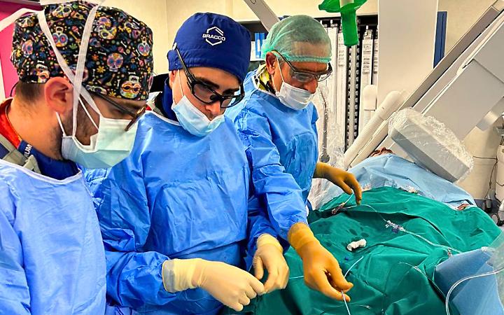 Malore improvviso a causa di una rara patologia: salvata dai chirurghi di Rivoli