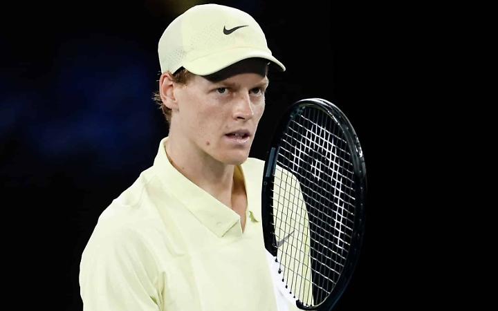 Al Masters 1000 di Monte-Carlo riparte l'assalto di Jannik Sinner al n. 1 di Carlos Alcaraz