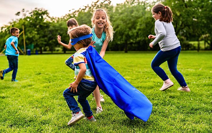 Estate ragazzi, via alle iscrizioni. Ma solo con Spid o carta d'identit&agrave; elettronica