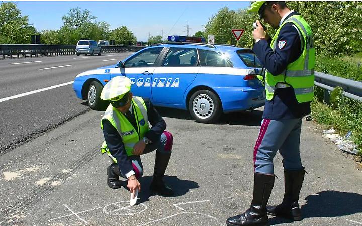Tragedia sull'A21, era di Torino il bambino morto sulla moto guidata dal padre