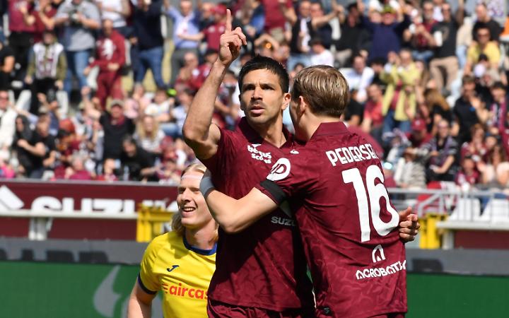 La gioia di Simeone in Torino-Verona 2-1
