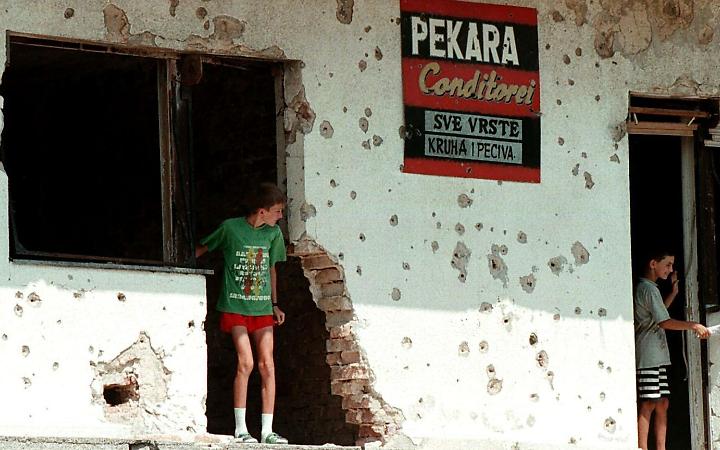 Ex dipendente comunale piemontese nei &ldquo;cecchini del weekend&rdquo; di Sarajevo: si avvale del silenzio