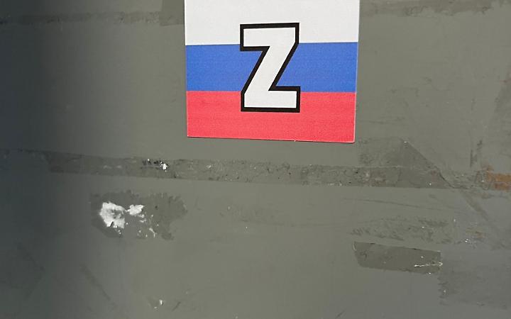 &ldquo;Invasione russa&rdquo; al Campus Einaudi: nella palazzina il misterioso simbolo