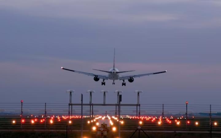 Estate amara per i torinesi: voli alle stelle e &laquo;prezzi raddoppiati su molte tratte&raquo;