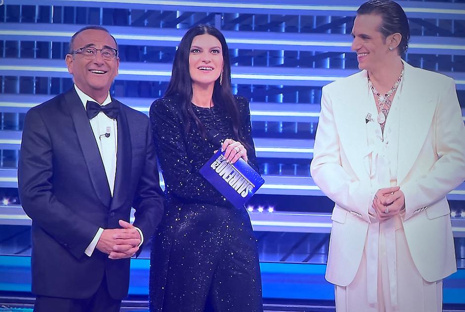 Aperto il televoto, oggi il pubblico decide (per met&agrave;)